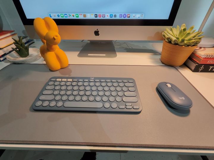 Logitech K380 Multi-Device Bluetooth Keyboard for Mac Blueberry.