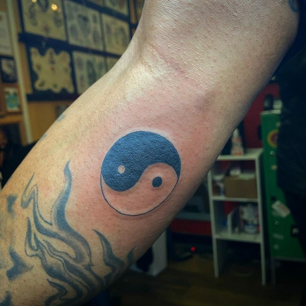 yinyang tattoo designs