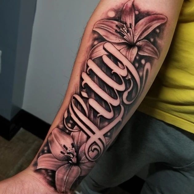 upper arm tattoo