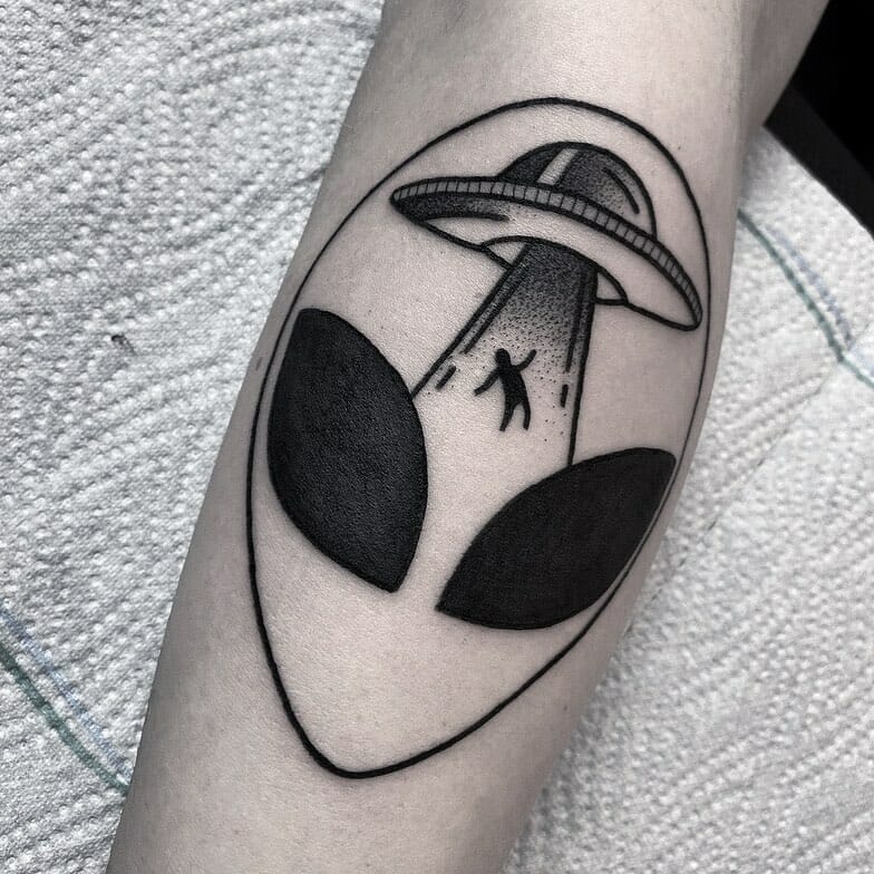 Alien Head Tattoo Design