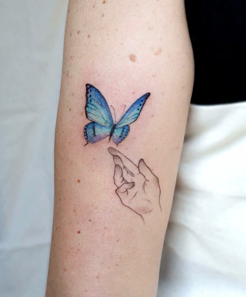 Tatuaje De Mariposa Azul