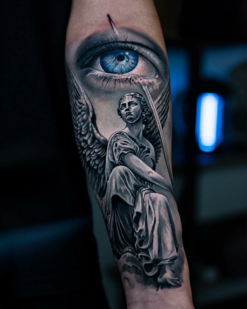 Tatuaje De Ojo Azul