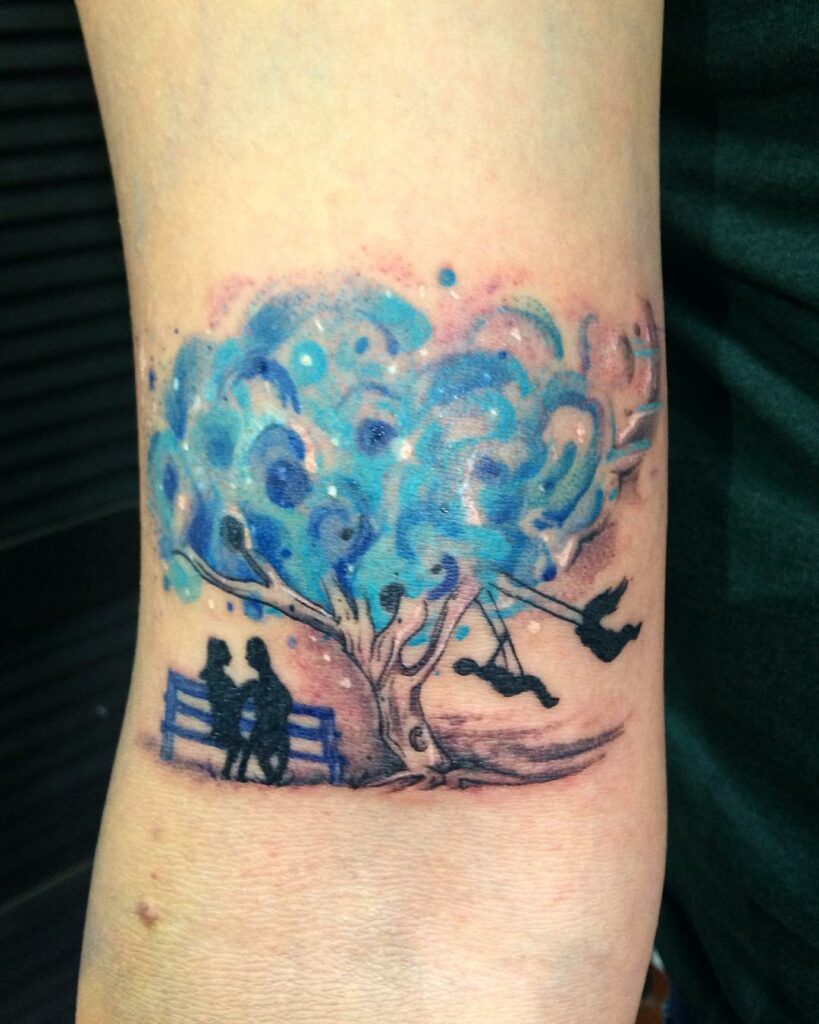 Tatuaje De Arbol Azul