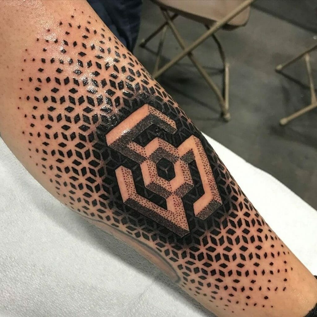 Tatuaje Geométrico De Media Manga