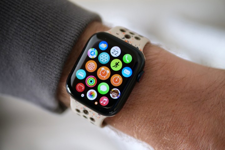 Apple Watch Series 9 showing apps on screen.