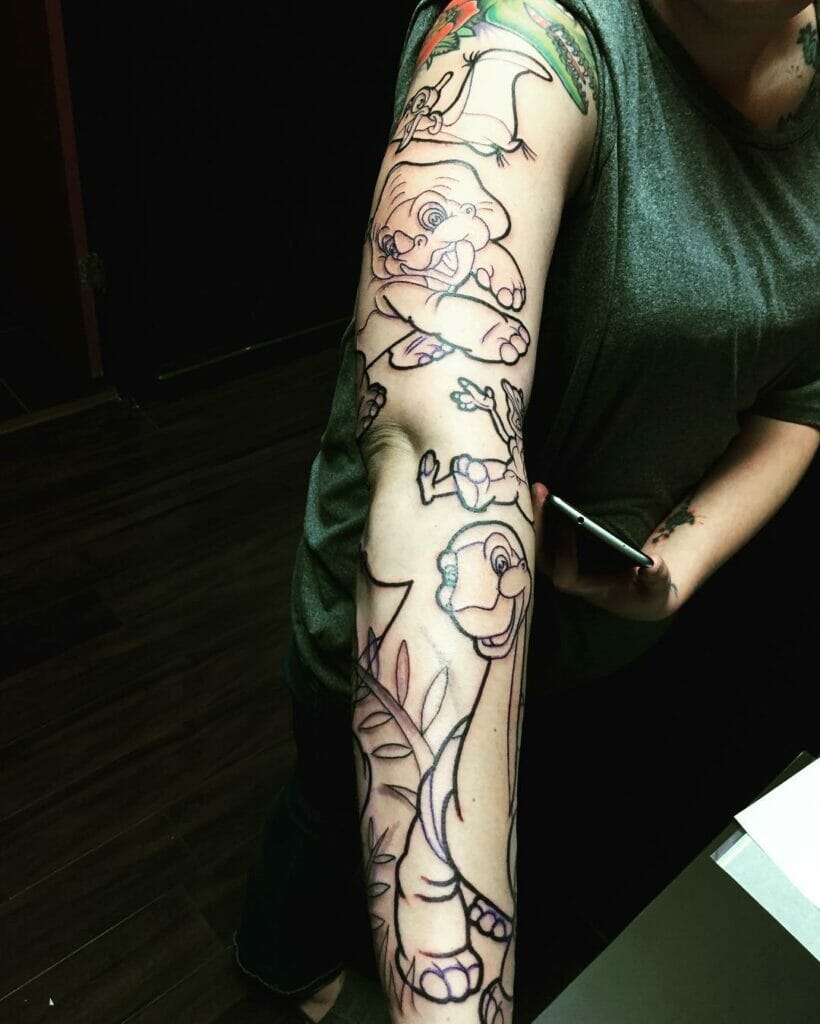 Ideas simples de tatuajes de dinosaurios