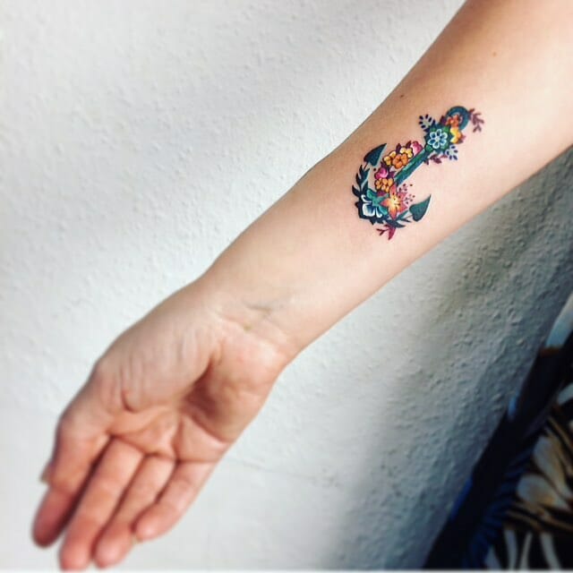 Tatuaje De Ancla Floral Pequeño