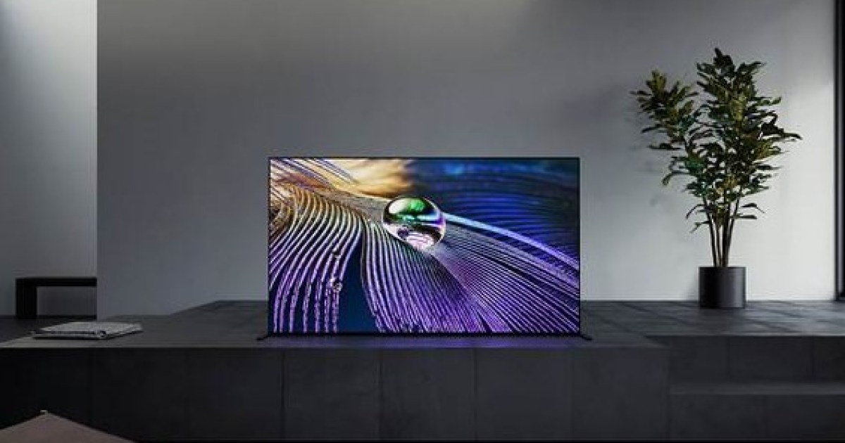 Sony XR 65A90J Master Series OLED Smart TV lifestyle image