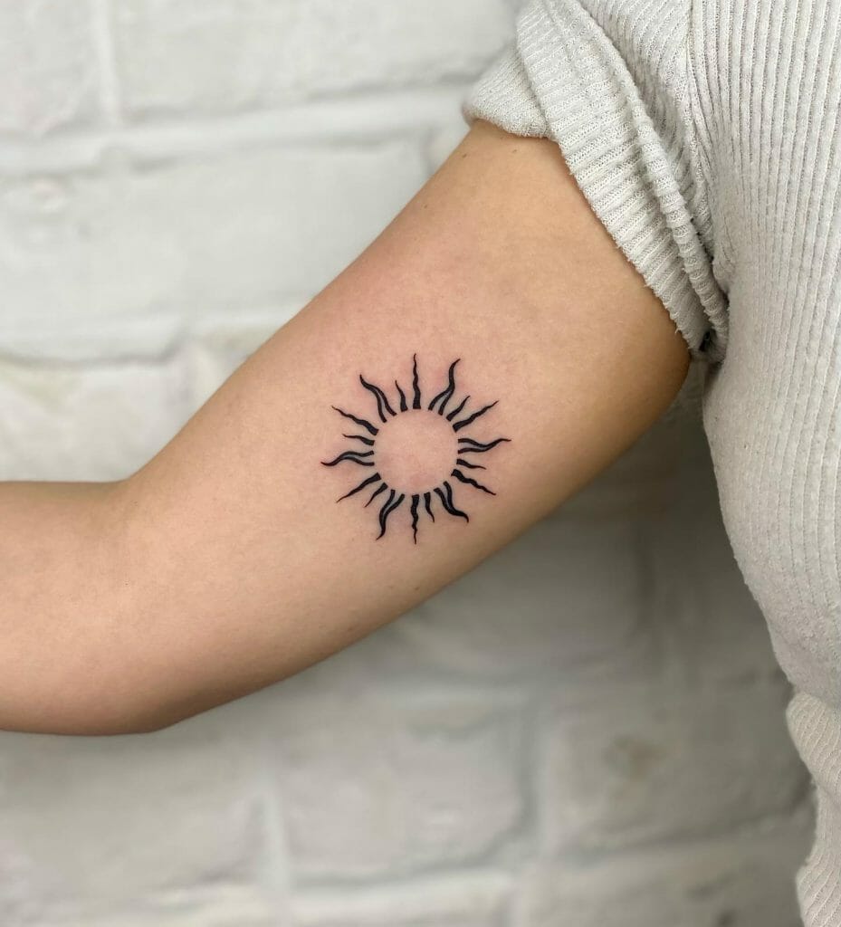 Tatuajes De Sol Pequeños Únicos