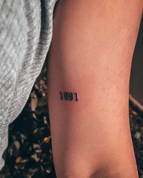 tattoo fancy number fonts