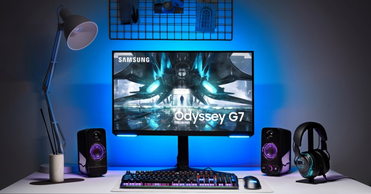 odyssey gaming monitor main2