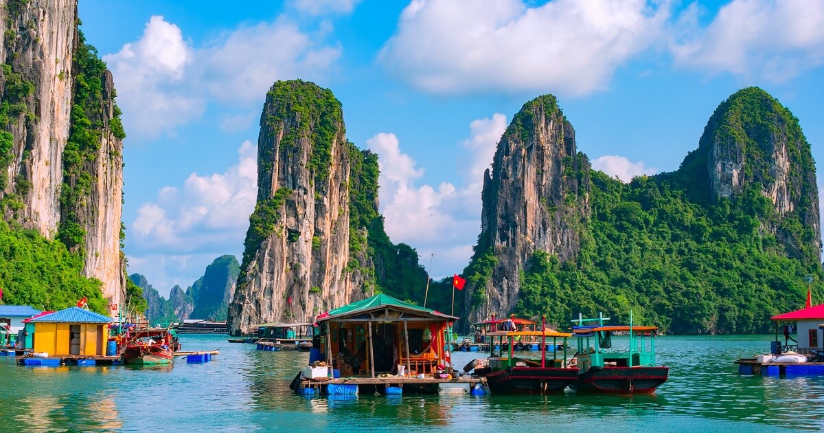 shutterstock 524159674 kw 100417 A beautiful snap of the floating fishing village and the rock island in Halong Bay