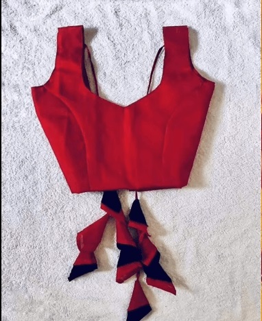 sleeveless sweetheart neckline red blouse