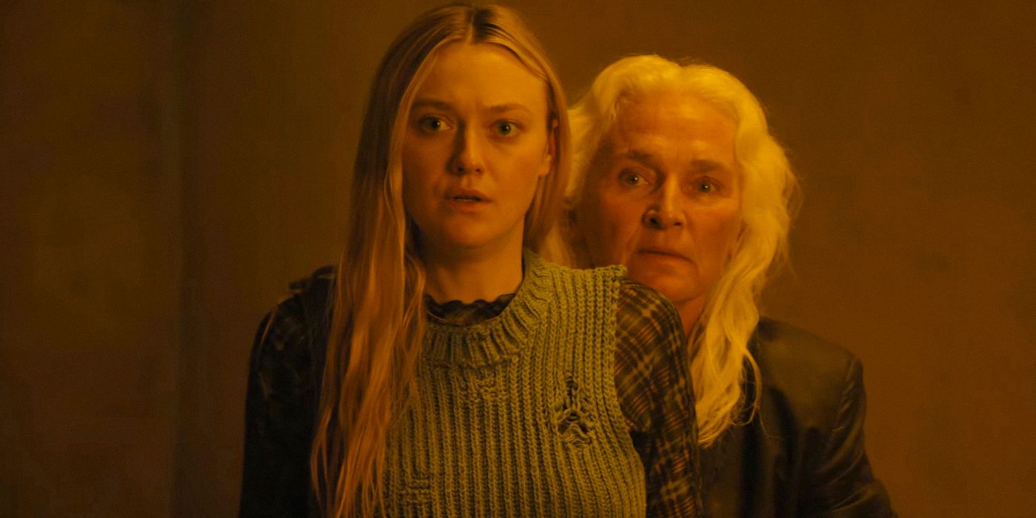 Mina (Dakota Fanning) and Madeline (Olwen Fouéré) shocked in The Watchers