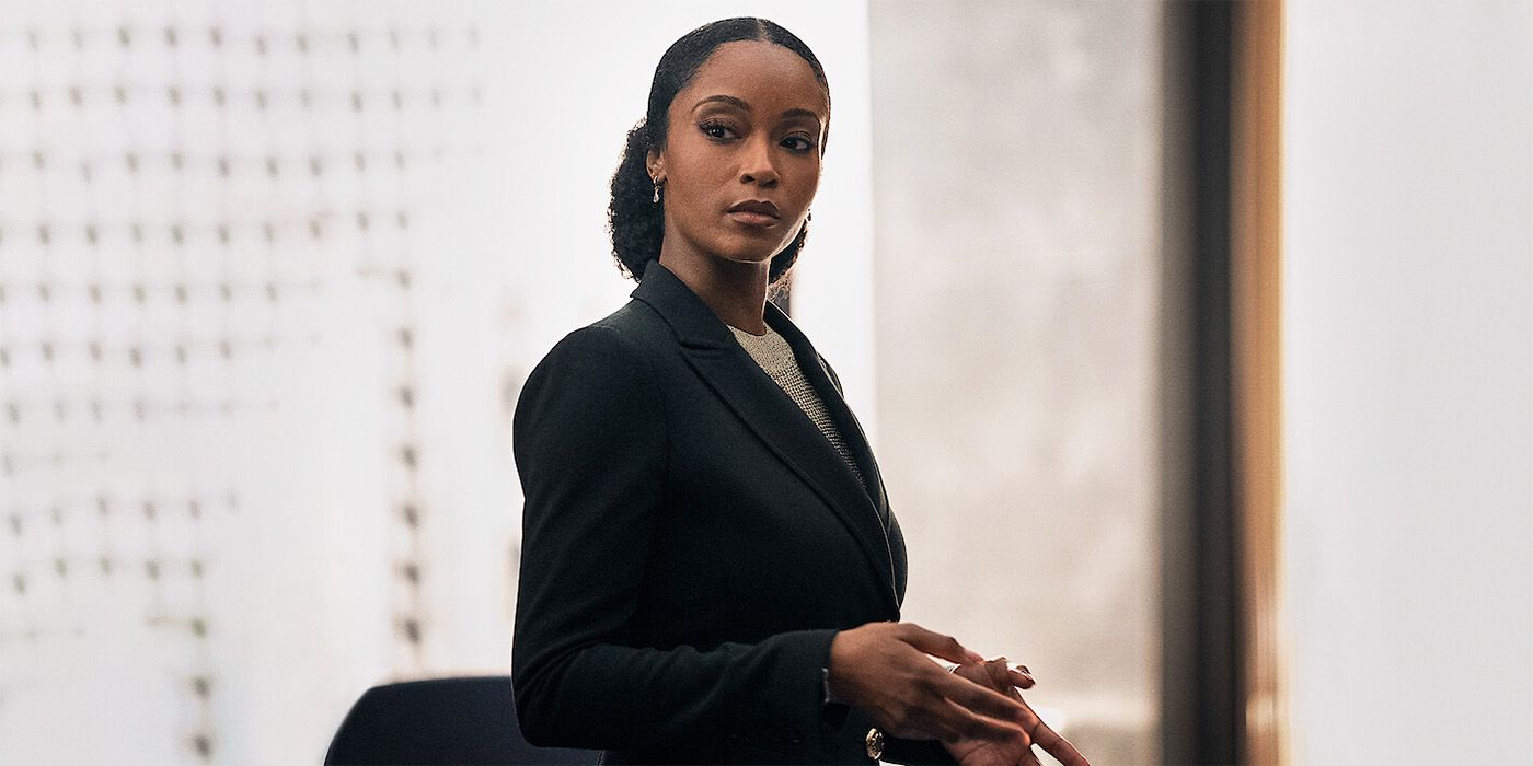 Yaya DeCosta as Andrea looking on in The Lincoln Lawyer season 2